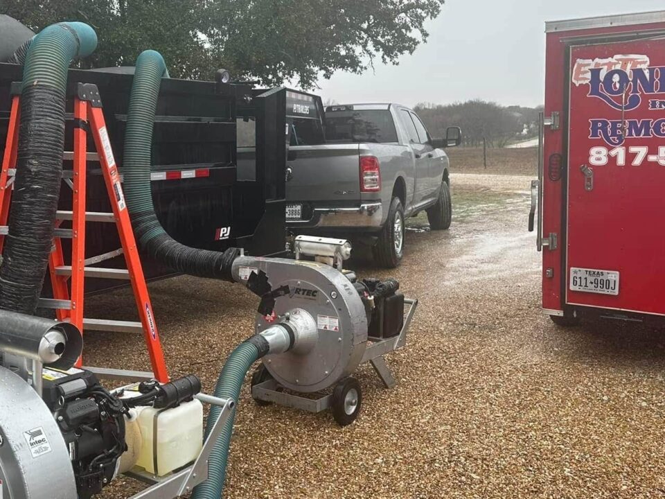 Insulation & Removal Team - Lone Star Insulation, LLC